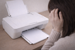 プリンターが印刷できないトラブルのイメージ